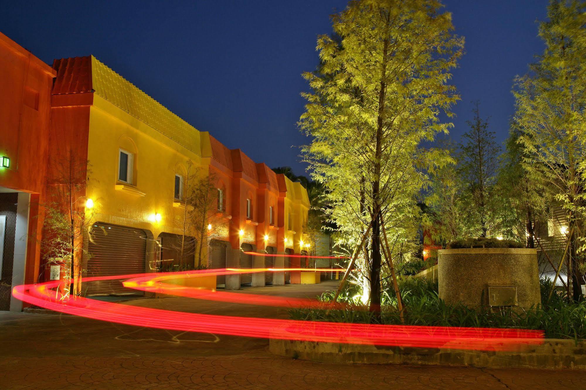 Chusha Motel Gongguan ภายนอก รูปภาพ